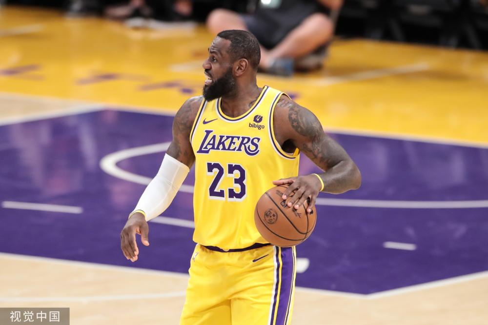 后卫位置上 后卫位置上