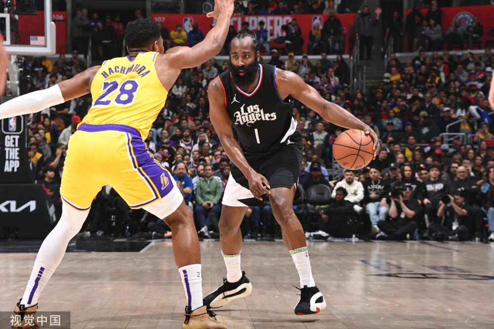 年轻中场乔 年轻中场乔