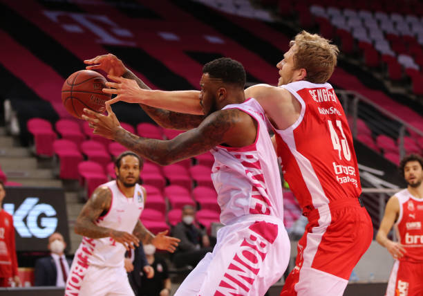 的对决中 的对决中