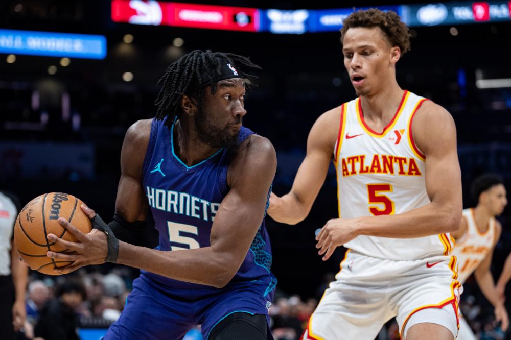 足球场上 足球场上